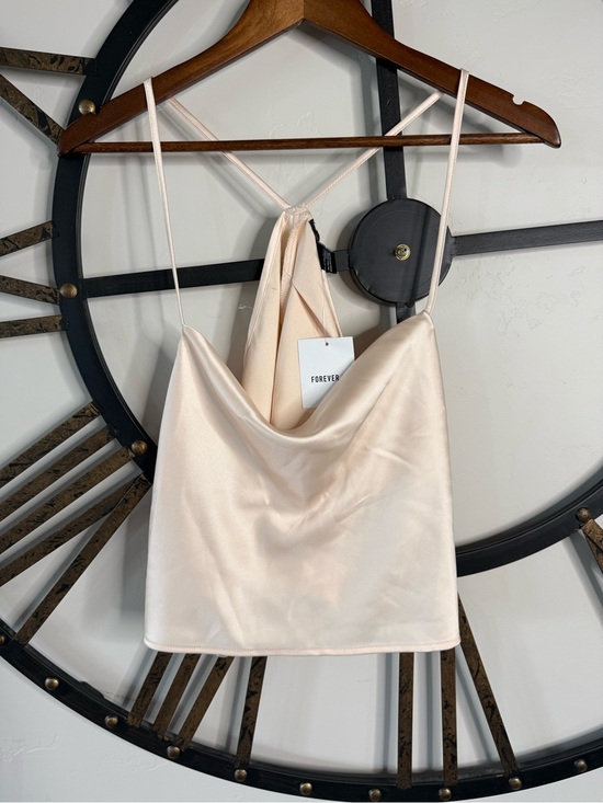 Forever 21 Tops - Forever 21 Pale Blush Satin Cami Top with Spaghetti Straps